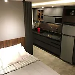 Apartamento super bem decorado em frente ao shopping
